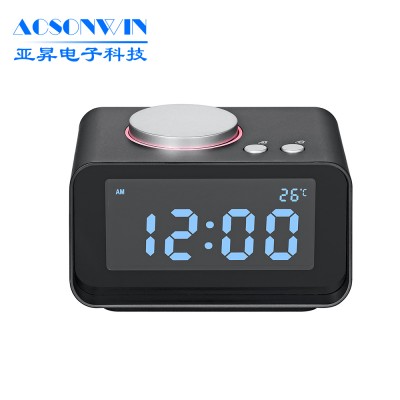 Good Quality Portable Mini FM Radio Alarm Clock with USB Charger